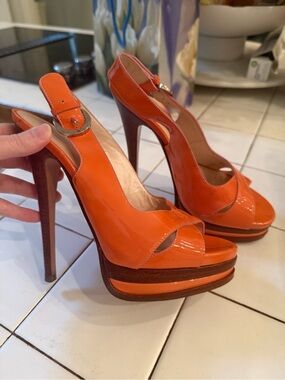 Vintage Y2K CASADEI Orange Patent Leather Peep-Toe Platform Slingback Heels 5.5
